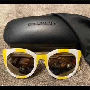 Dolce & Gabbana Mirrored Sunglasses 😎
